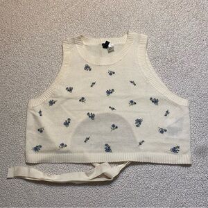 H&M Divided Women’s Cream Knit Floral Crop Top